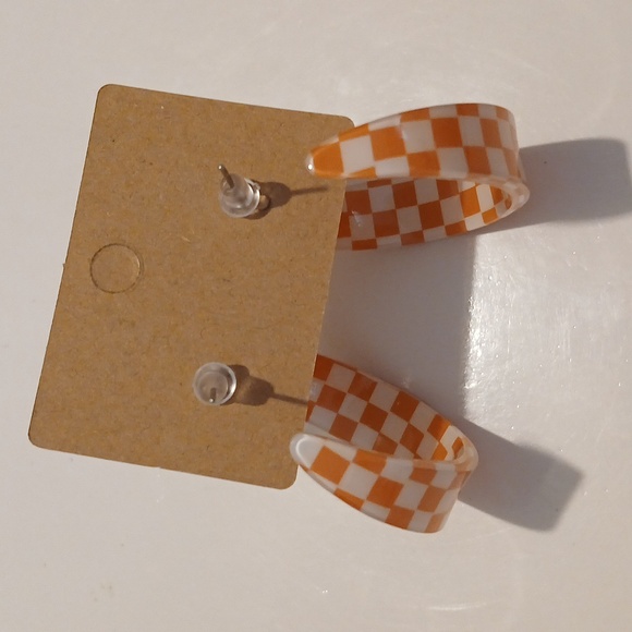 Fashion Jewelry Orange and White Checkered Earrings - Picture 3 of 3